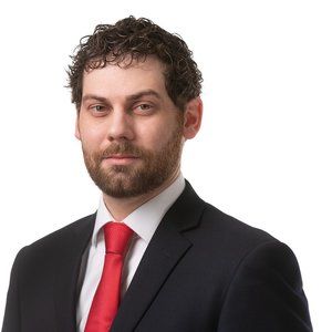 Meet your Posher, Dustin